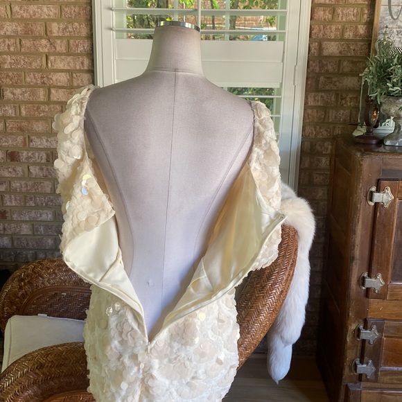 LLACIE FANCO OFF WHITE SEQUIN MINI DRESS MEDIUM NEW - Picture 6 of 8